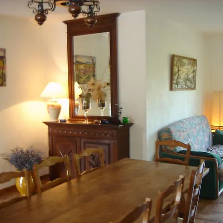 Maison De Vacances Regusse *