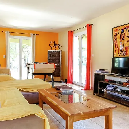 別荘 Maison De Vacances Regusse