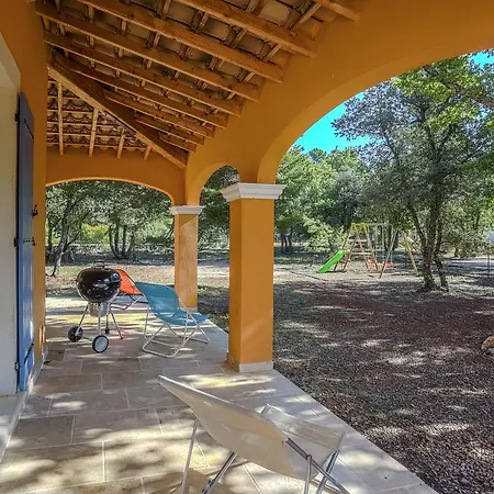 Maison De Vacances Regusse *